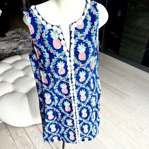 Size 16 Crown & Ivy Blue Cotton Sheath dress Pineapple design Sleeveless VNeck